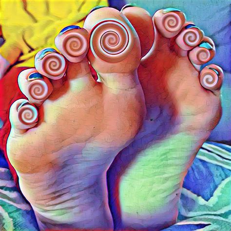 hypnotized by feet|Emily's Hypnotic Feet .